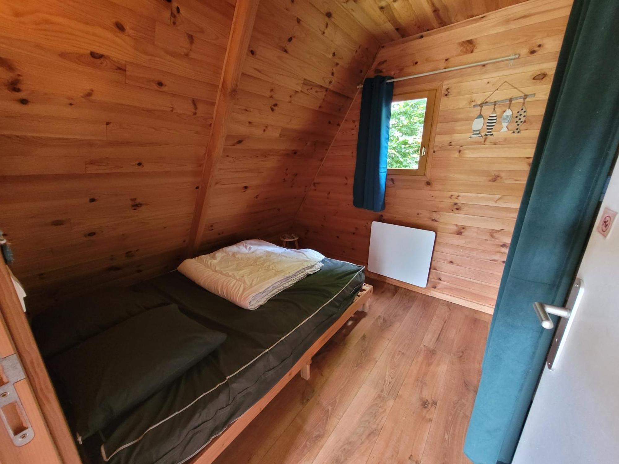 Camping Les Hirondelles Bourg-Sainte-Marie المظهر الخارجي الصورة