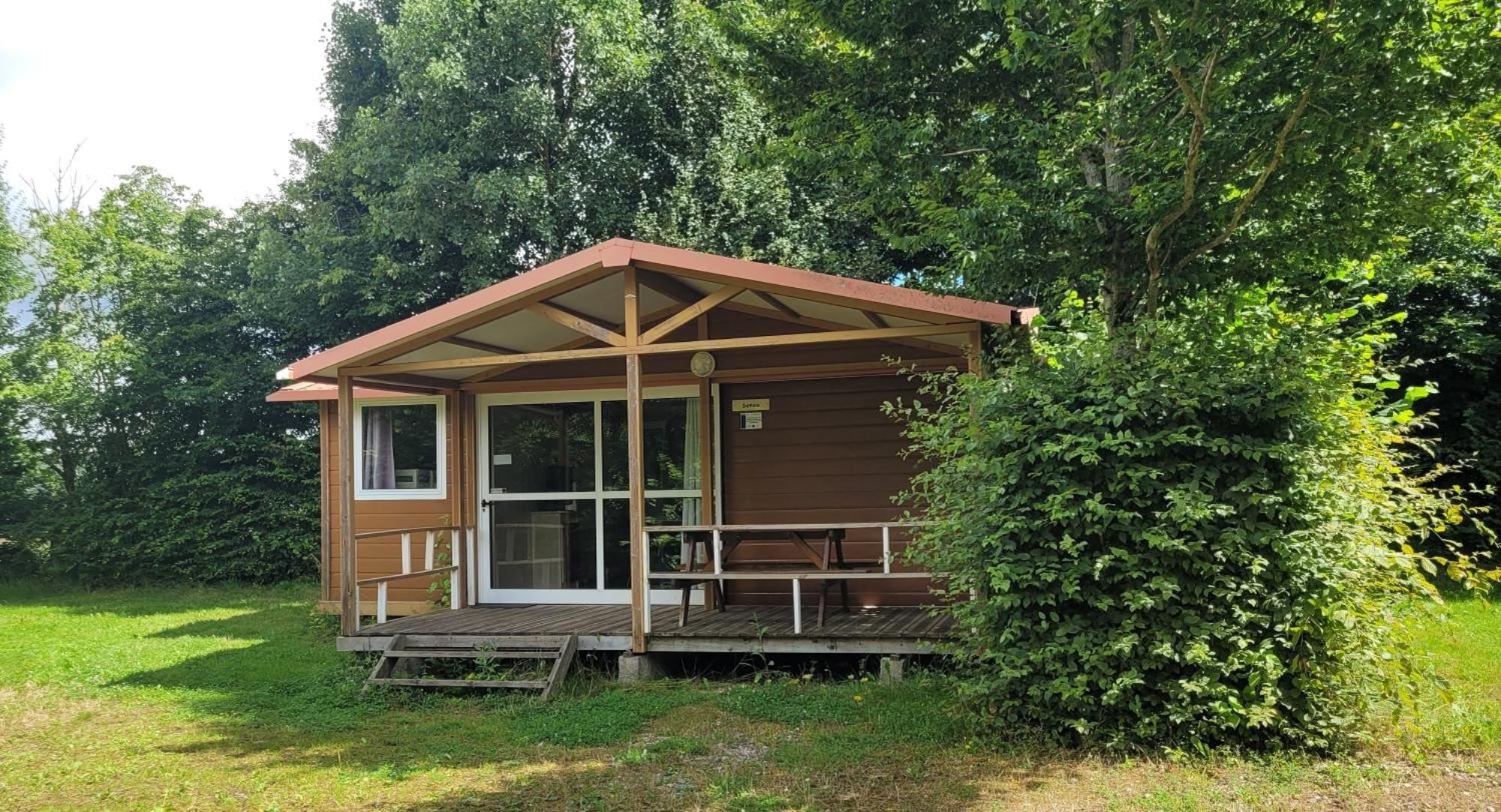 Camping Les Hirondelles Bourg-Sainte-Marie المظهر الخارجي الصورة